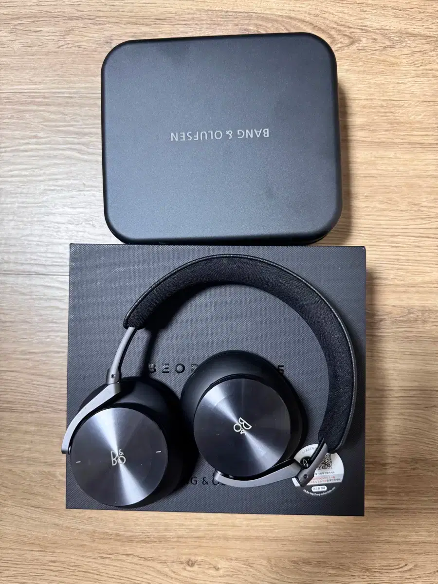 B&O Beoplay H5 black中古品 ☆中古品 Bang & Olufsen H5 Bluetooth